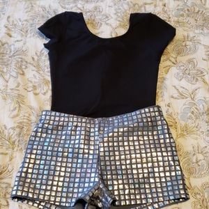 Girls 6-7 leotard and shorts